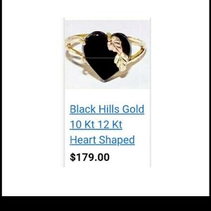 Blackhills gold and Onyx ring